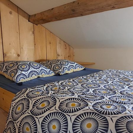 Studio Meuble Proche Conseil Departemental Du Jura Lons-le-Saunier Exteriör bild